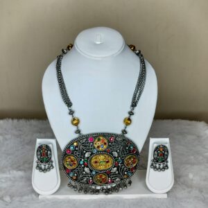 Black Polished Afghani Style with Big Pendant Necklace