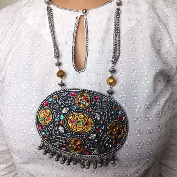 Black Polished Afghani Style with Big Pendant Necklace