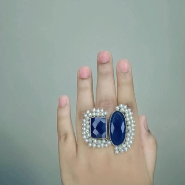 Statement Finger Ring with Monalisa Stone